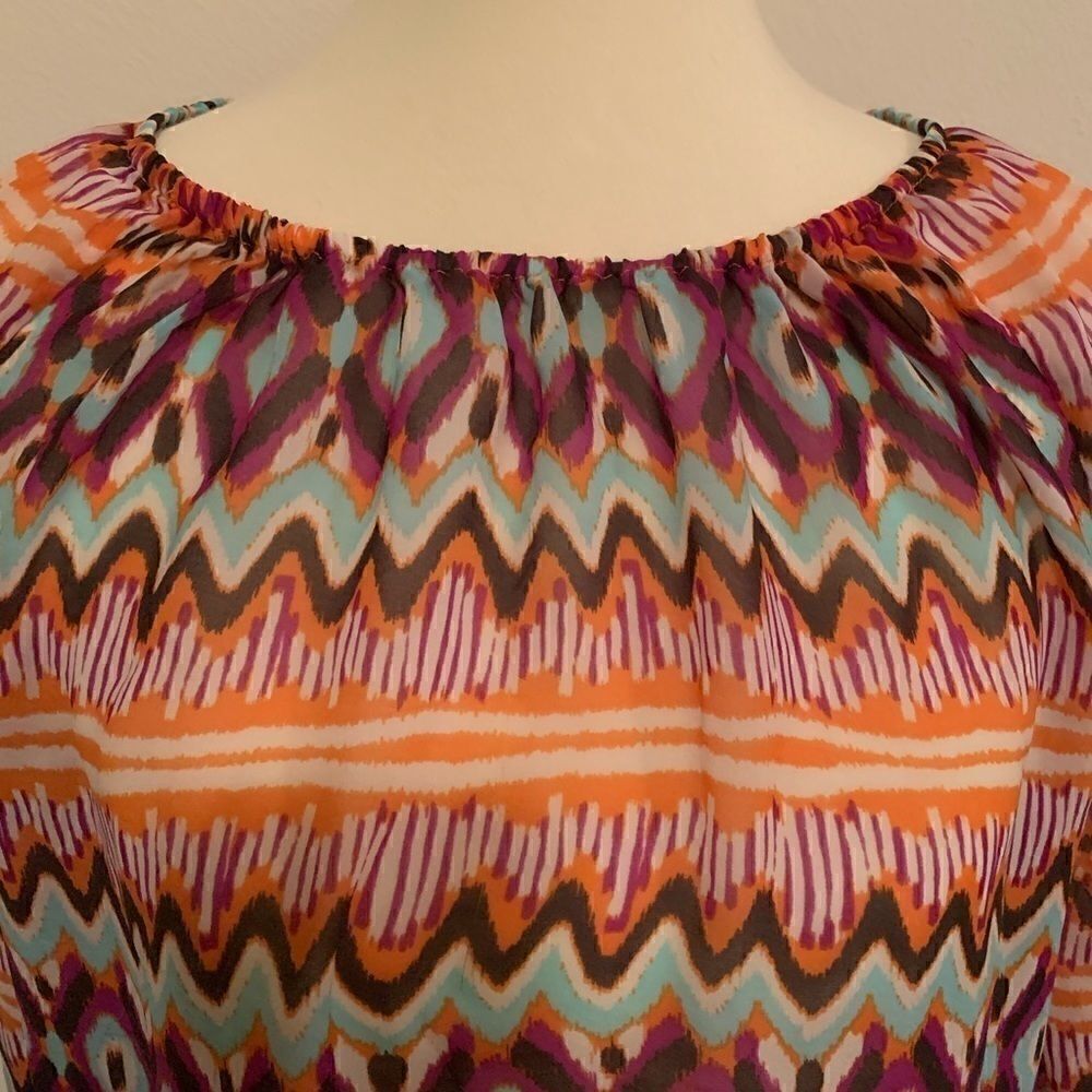 🌼🌼Daisy Fuentes blouse🌼🌼    - Picture 2 of 4